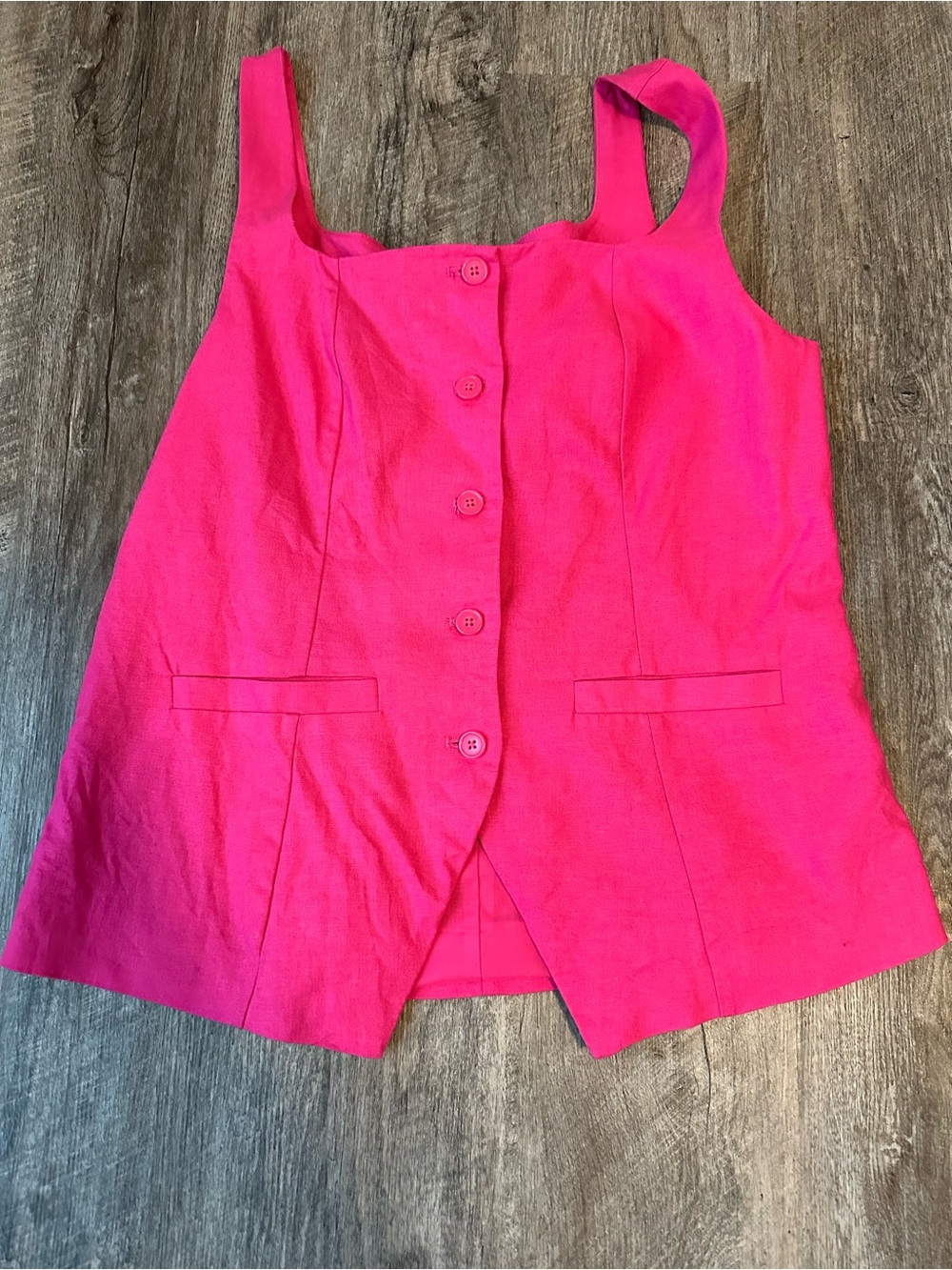 Women’s Fuchsia Button-Front Tank Top
